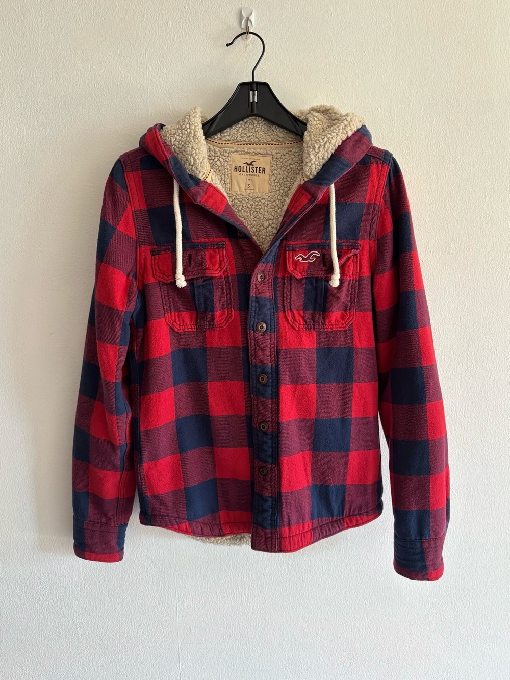 y2k red and blue Hollister plaid flannel jacket with sherpa lining